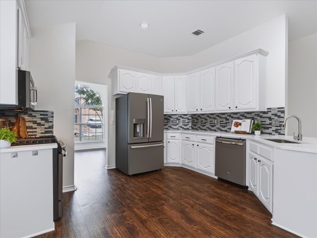 4908 Skymeadow Drive, Fort Worth, TX 76135