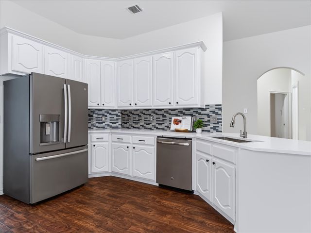 4908 Skymeadow Drive, Fort Worth, TX 76135