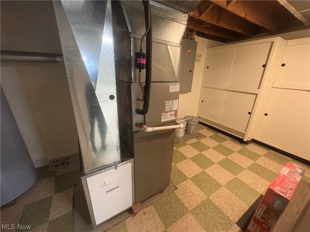 511 Edison Street, Struthers, OH 44471