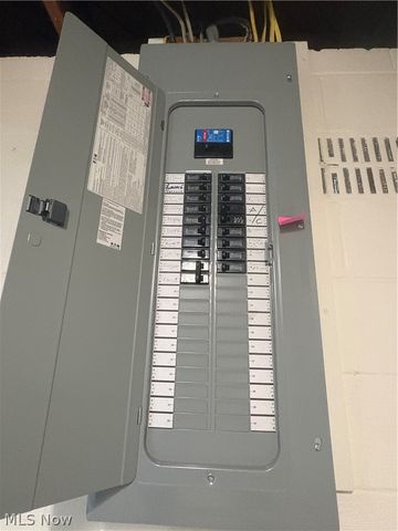 511 Edison Street, Struthers, OH 44471