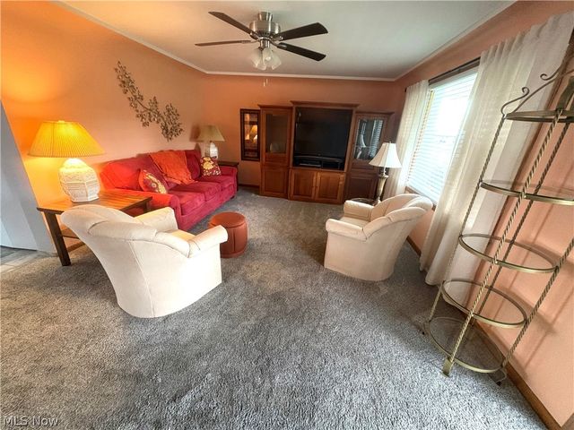 511 Edison Street, Struthers, OH 44471