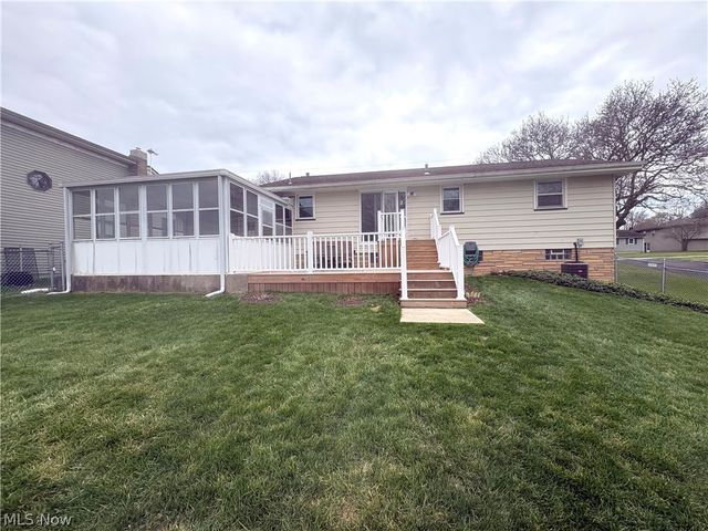 511 Edison Street, Struthers, OH 44471