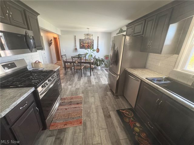 511 Edison Street, Struthers, OH 44471