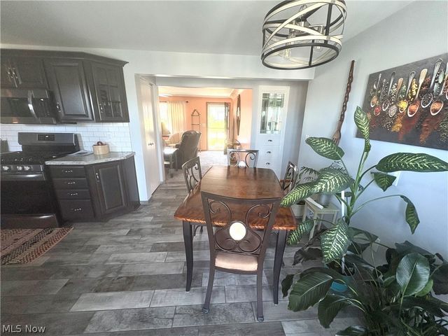 511 Edison Street, Struthers, OH 44471