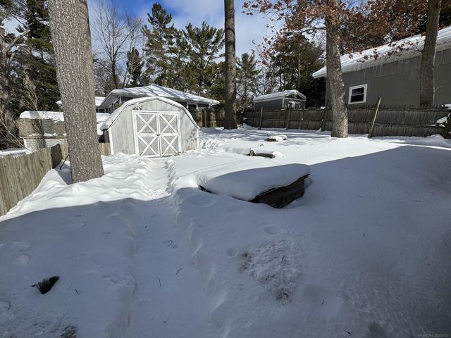 6266 10th Street, Twin Lake, MI 49457