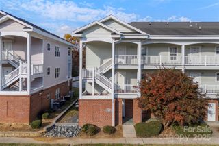 9271 Meadow Vista Road, Charlotte, NC 28213