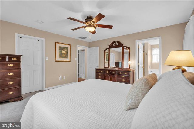 51 JEFFERSON AVE, Berlin, NJ 08009