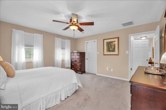 51 JEFFERSON AVE, Berlin, NJ 08009