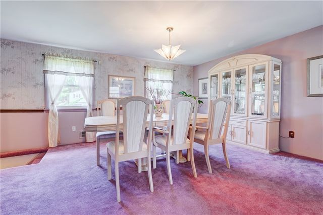 225 Cross Gates Rd, Greece, NY 14606