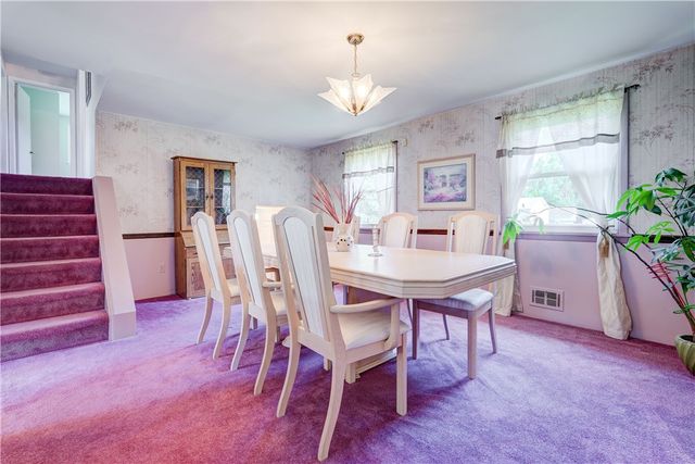 225 Cross Gates Rd, Greece, NY 14606
