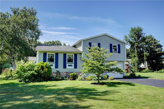 225 Cross Gates Rd, Greece, NY 14606