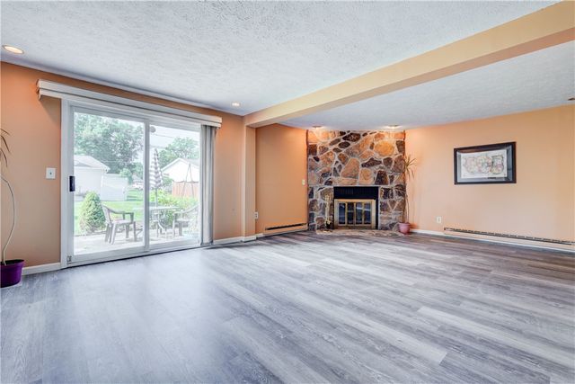 225 Cross Gates Rd, Greece, NY 14606