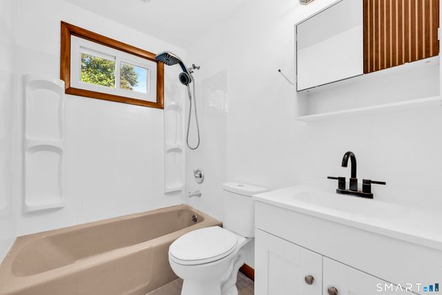 109 Spruce Drive, Naugatuck, CT 06770
