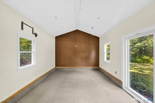 109 Spruce Drive, Naugatuck, CT 06770