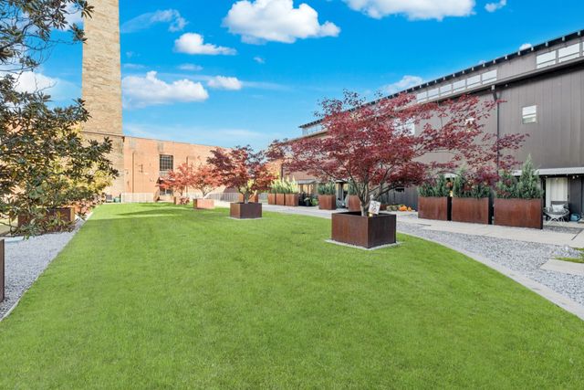 1350 Rosa L Parks Blvd Apt 449, Nashville, TN 37208