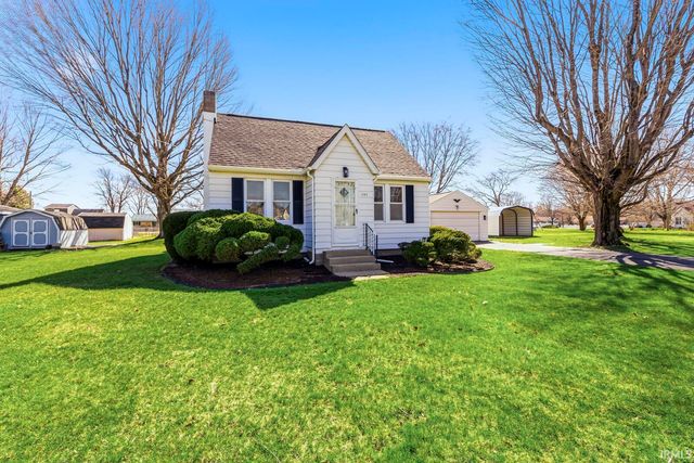 203 Maple Street, Walkerton, IN 46574