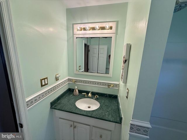 1005 RIPLEY ST, Philadelphia, PA 19111