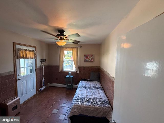 1005 RIPLEY ST, Philadelphia, PA 19111