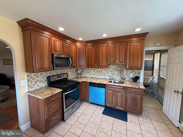 1005 RIPLEY ST, Philadelphia, PA 19111