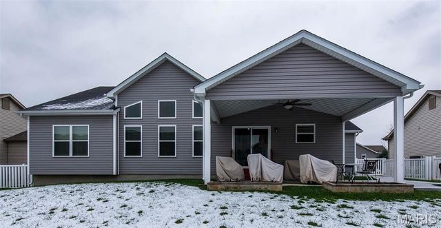 1011 Pine Creek Drive, Wentzville, MO 63385