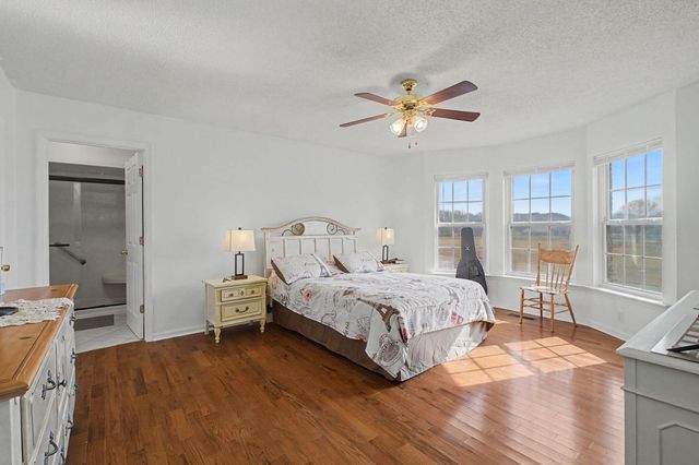 9017 Springfield Road, Soddy Daisy, TN 37379