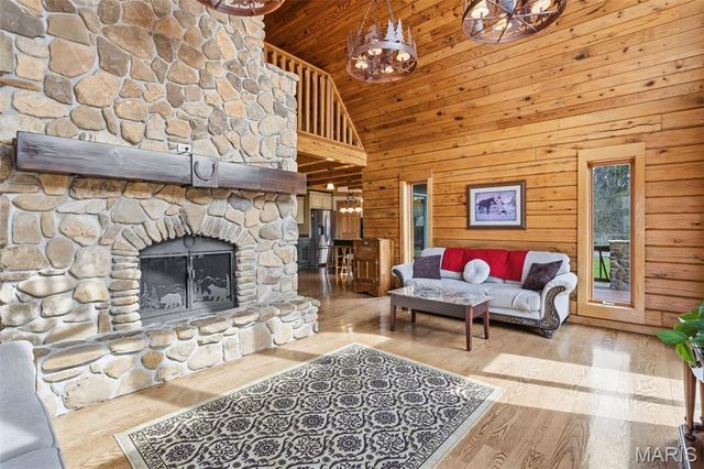 3245 Cedar Falls Road, Bonne Terre, MO 63628