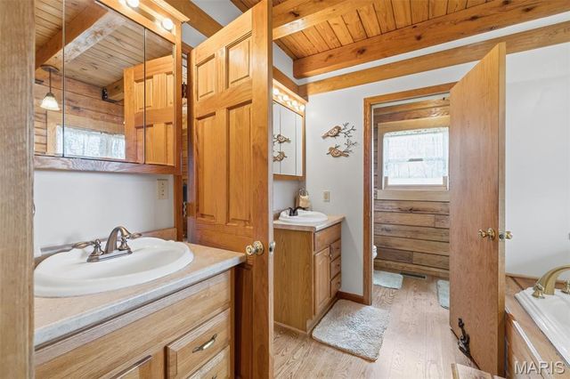 3245 Cedar Falls Road, Bonne Terre, MO 63628