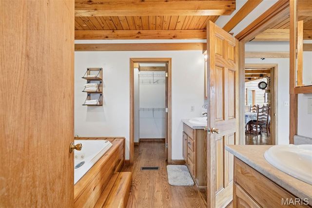 3245 Cedar Falls Road, Bonne Terre, MO 63628