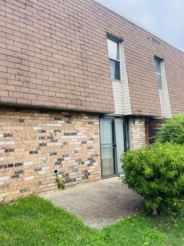 370 Wallace Rd Apt F11, Nashville, TN 37211