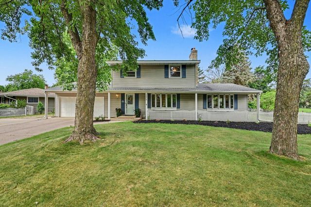 3275 Midland Avenue, White Bear Lake, MN 55110