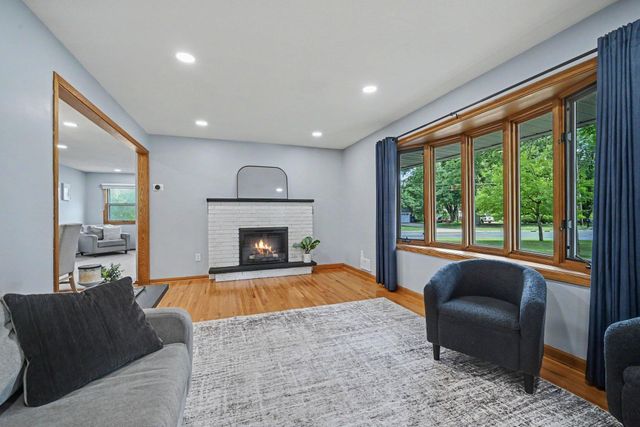 3275 Midland Avenue, White Bear Lake, MN 55110