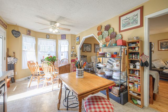 3238 Murphy Ln, Columbia, TN 38401