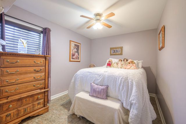 3238 Murphy Ln, Columbia, TN 38401