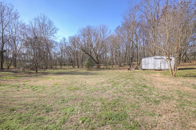 3238 Murphy Ln, Columbia, TN 38401