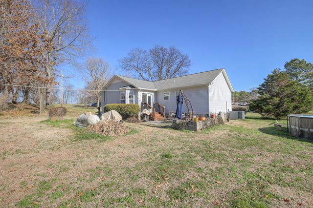 3238 Murphy Ln, Columbia, TN 38401
