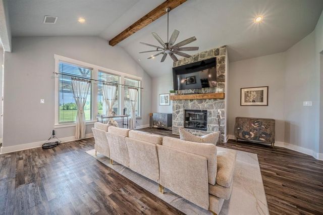 1610 Ryder Lee Lane, Waxahachie, TX 75165