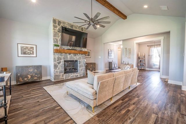 1610 Ryder Lee Lane, Waxahachie, TX 75165