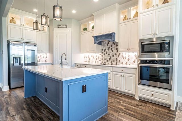 1610 Ryder Lee Lane, Waxahachie, TX 75165