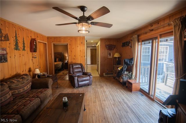 11180 Whitewood Drive, Newbury, OH 44065