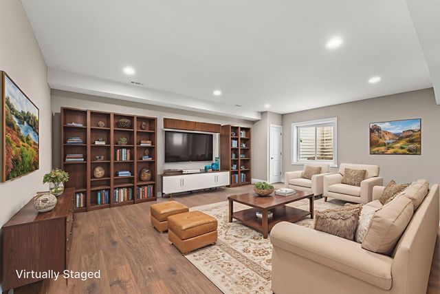 11289 Tuscany Lane, Lemont, IL 60439