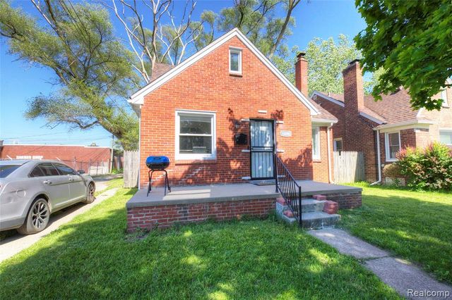 16890 Saint Marys Street, Detroit, MI 48235
