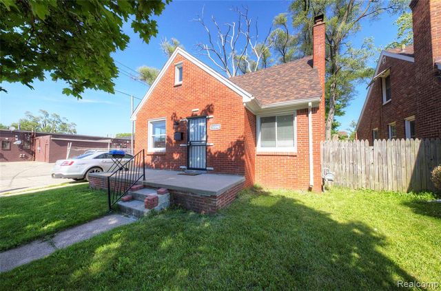16890 Saint Marys Street, Detroit, MI 48235