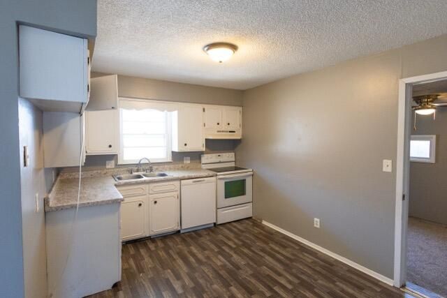 928 N Glenn Avenue, Springfield, MO 65803