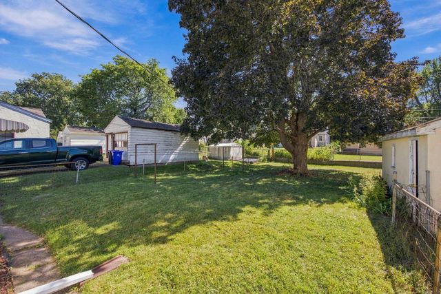 2116 Fremont Avenue E, Saint Paul, MN 55119