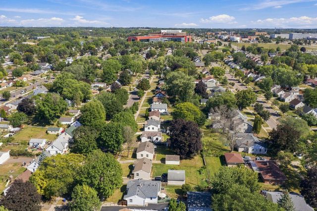 2116 Fremont Avenue E, Saint Paul, MN 55119