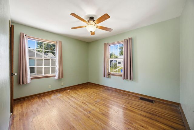 2116 Fremont Avenue E, Saint Paul, MN 55119