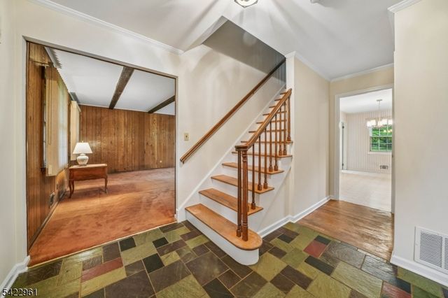 56 Tuxford Ter, Bernards Twp., NJ 07920