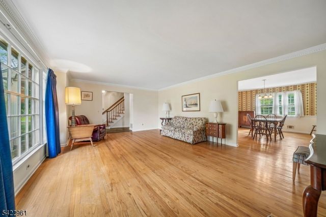 56 Tuxford Ter, Bernards Twp., NJ 07920