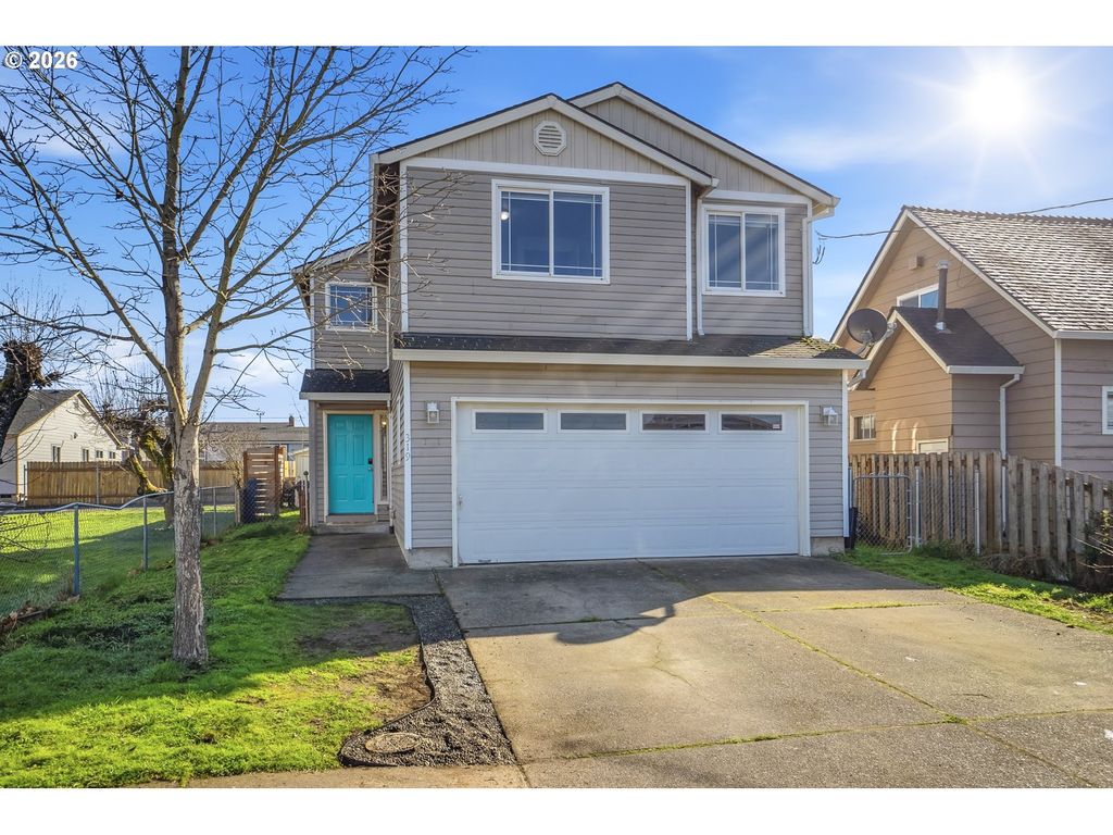 319 BERKLEY Ave, Molalla, OR 97038