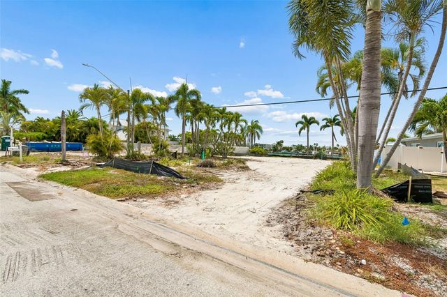 10246 TARPON DRIVE, Treasure Island, FL 33706